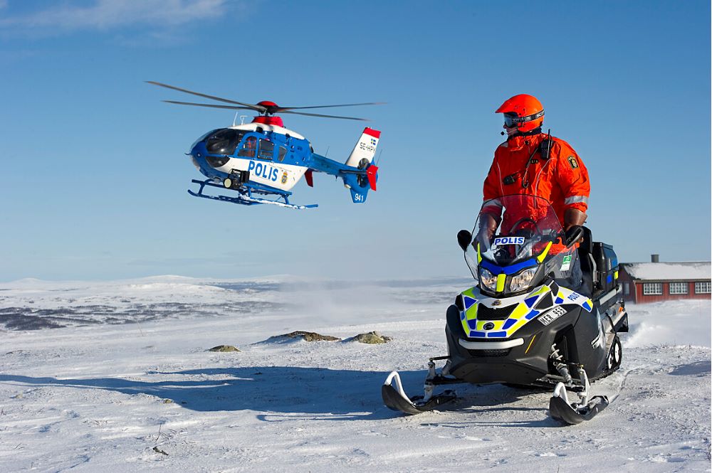 Fjälltrafiken och snöskotrar har kontrollerats i tre veckor.